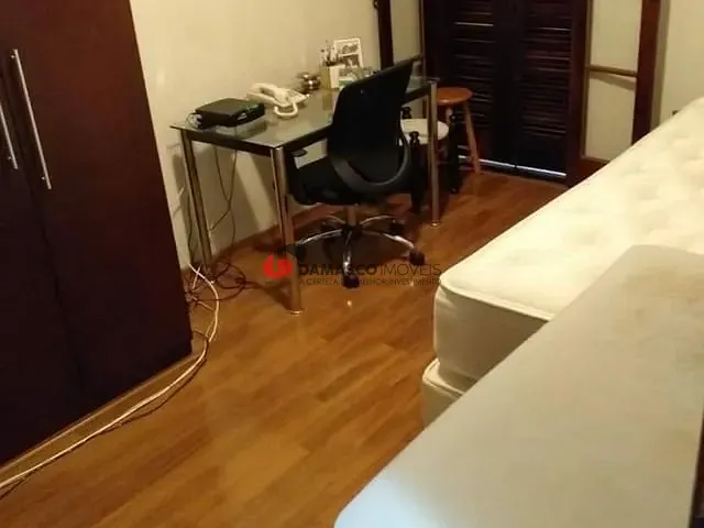 Sobrado com 224m² 3 quartos e 4 banheiros, à venda, no bairro Campestre em Santo André