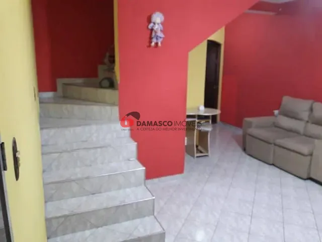 Sobrado com 110m² 3 quartos e 1 banheiro, à venda, no bairro Jardim Guairaca em São Paulo
