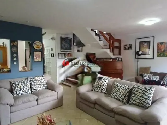 Sobrado com 443m² 3 quartos e 3 banheiros, à venda, no bairro Jardim Sao Caetano em São Caetano do Sul