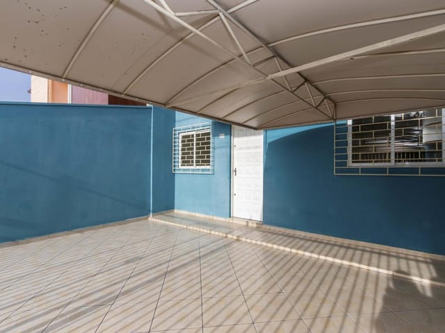 Sobrado com 97m² 3 quartos e 3 banheiros, à venda, no bairro Novo Mundo em Curitiba