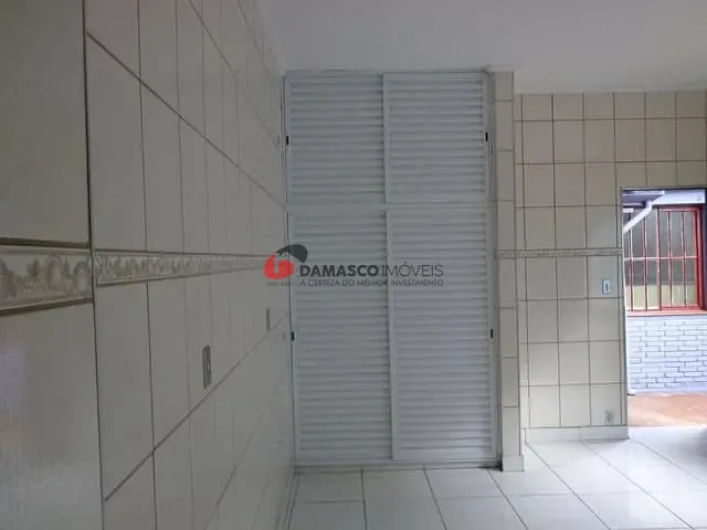 Sobrado com 178m² 2 quartos e 1 banheiro, à venda ou para alugar, no bairro Tamanduateí 1 em Santo André
