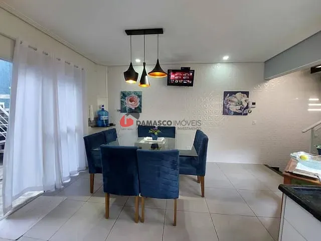 Sobrado com 172m² 3 quartos e 3 banheiros, à venda, no bairro Nova Gerti em São Caetano do Sul