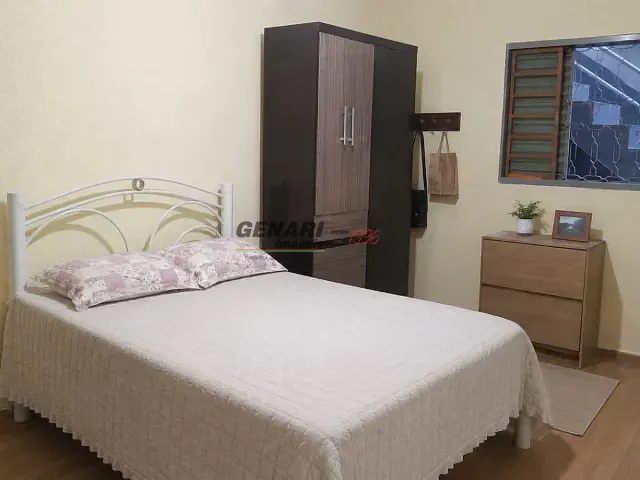 Sobrado com 130m² 2 quartos e 1 banheiro, à venda, no bairro Jardim Hubert em Indaiatuba