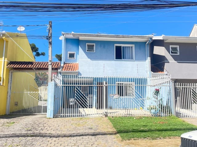 Sobrado com 101m² 3 quartos e 3 banheiros, à venda, no bairro Campo Comprido em Curitiba