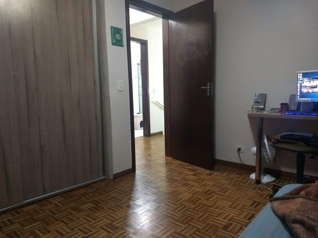 Sobrado com 101m² 3 quartos e 3 banheiros, à venda, no bairro Campo Comprido em Curitiba