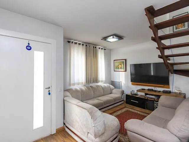Sobrado com 134m² 3 quartos e 3 banheiros, à venda, no bairro Campo Comprido em Curitiba