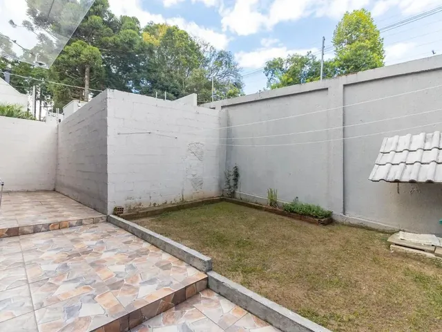 Sobrado com 134m² 3 quartos e 1 banheiro, à venda, no bairro Campo Comprido em Curitiba