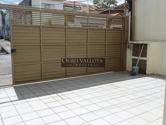 Sobrado com 210m² 9 quartos e 3 banheiros, para alugar, no bairro Ipiranga em São Paulo