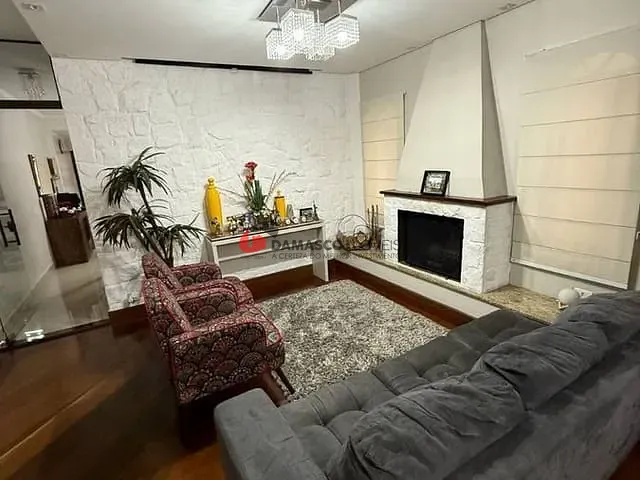 Sobrado com 204m² 3 quartos e 2 banheiros, à venda, no bairro Sítio da Figueira em São Paulo
