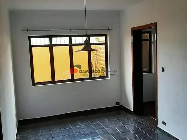 Sobrado com 462m² 4 quartos e 2 banheiros, à venda, no bairro Santa Terezinha em Santo André