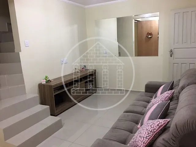 Sobrado com 125m² 4 quartos e 2 banheiros, à venda, no bairro Conjunto Habitacional Pirajussara em São Paulo