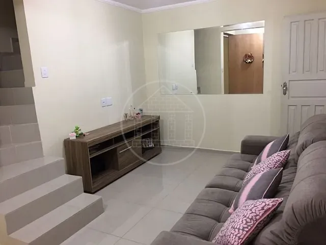 Sobrado com 125m² 4 quartos e 2 banheiros, à venda, no bairro Conjunto Habitacional Pirajussara em São Paulo