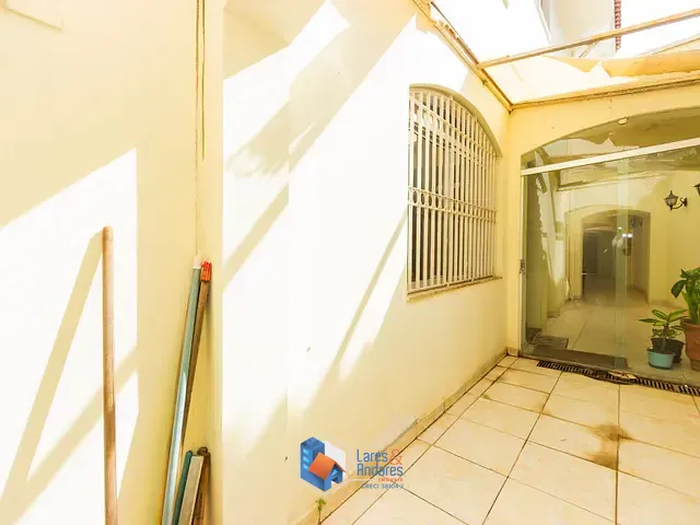 Sobrado com 353m² 4 quartos e 3 banheiros, à venda, no bairro Chácara Santo Antônio (Zona Sul) em São Paulo