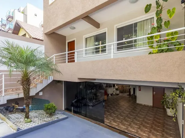 Sobrado com 101m² 3 quartos e 3 banheiros, à venda, no bairro Santa Felicidade em Curitiba