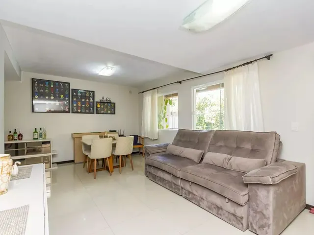 Casa com 101m² 3 quartos e 3 banheiros, à venda, no bairro Santa Felicidade em Curitiba