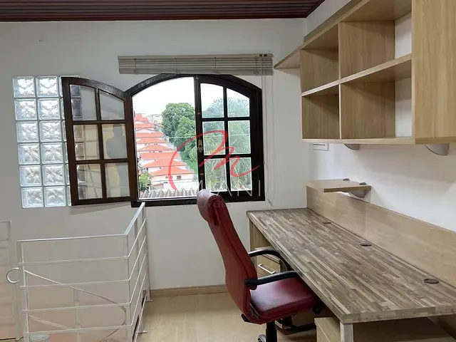 Sobrado 4 quartos e 4 banheiros, à venda, no bairro Vila Universitária em São Paulo