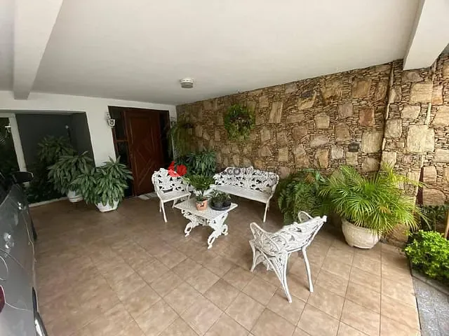 Sobrado com 286m² 3 quartos e 3 banheiros, à venda, no bairro Santa Maria em São Caetano do Sul