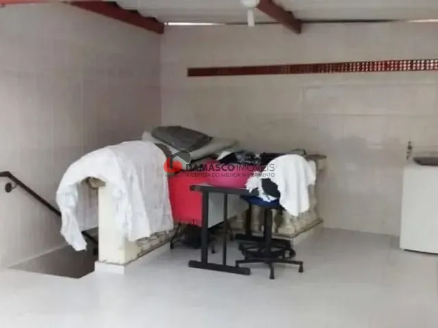 Sobrado com 270m² 3 quartos e 1 banheiro, à venda, no bairro Santa Maria em Santo André
