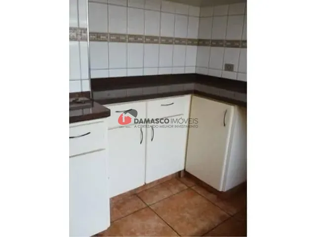 Sobrado com 518m² 3 quartos e 1 banheiro, à venda, no bairro Caxingui em São Paulo