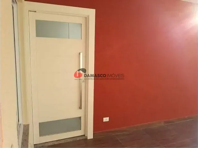 Sobrado com 142m² 3 quartos e 3 banheiros, à venda, no bairro Nucleo Residencial Triunfo em Nova Odessa