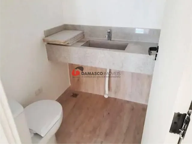 Sobrado com 142m² 3 quartos e 3 banheiros, à venda, no bairro Nucleo Residencial Triunfo em Nova Odessa