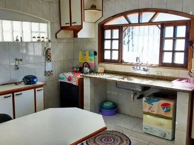 Sobrado com 333m² 5 quartos e 3 banheiros, à venda, no bairro São José em São Caetano do Sul