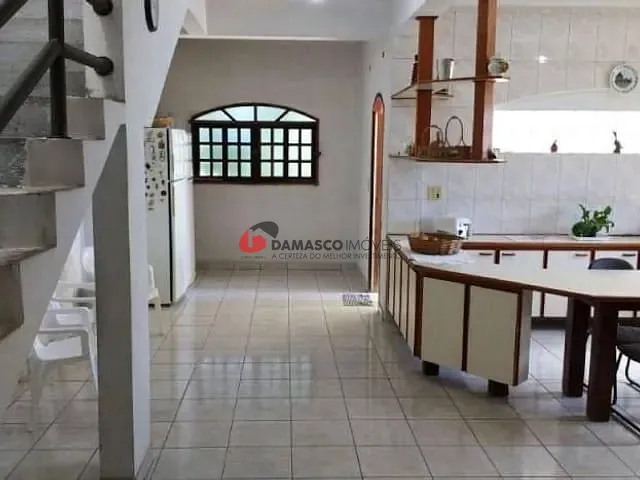 Sobrado com 333m² 5 quartos e 3 banheiros, à venda, no bairro São José em São Caetano do Sul