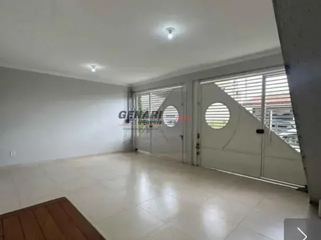 Sobrado com 262m² 6 quartos e 4 banheiros, à venda, no bairro Parque Residencial Sabiás em Indaiatuba