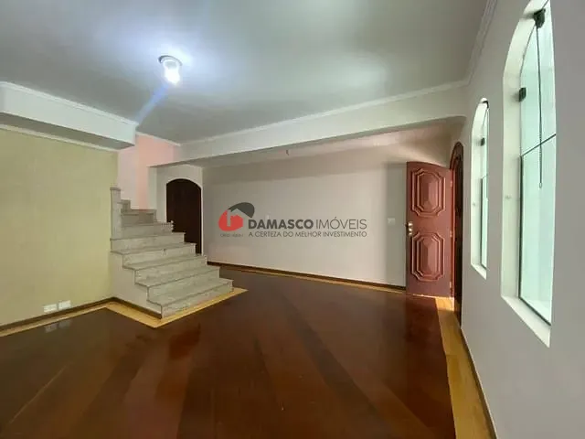 Sobrado com 125m² 3 quartos e 3 banheiros, à venda, no bairro Jardim Itapoan em Santo André