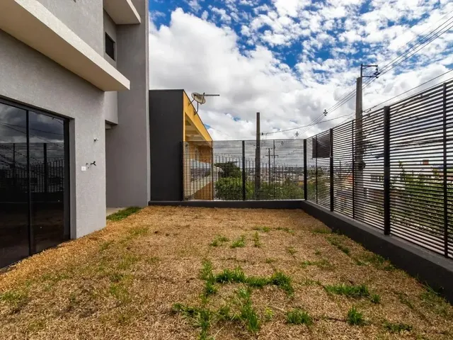 Sobrado 3 quartos e 1 banheiro, à venda, no bairro UBERABA em Curitiba