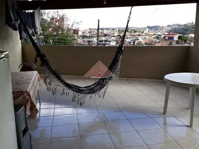 Sobrado com 215m² 2 quartos e 3 banheiros, à venda, no bairro Jardim Mauá em Mauá