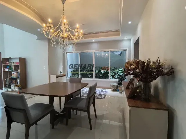 Sobrado com 250m² 3 quartos e 5 banheiros, à venda, no bairro Jardim Europa II em Indaiatuba