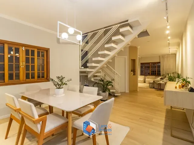 Sobrado com 200m² 3 quartos e 5 banheiros, à venda, no bairro Santa Teresinha em São Paulo