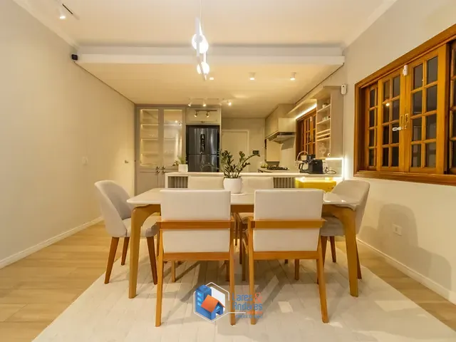 Sobrado com 200m² 3 quartos e 5 banheiros, à venda, no bairro Santa Teresinha em São Paulo