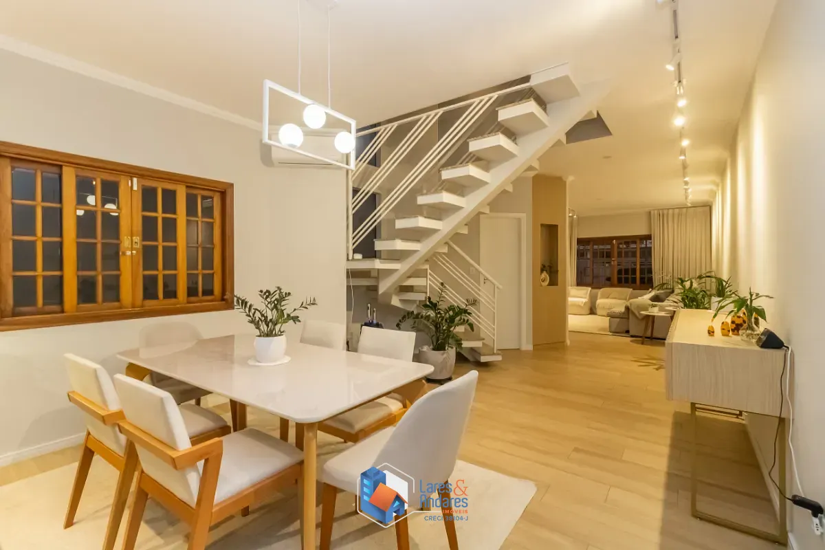 Sobrado, 3 quartos, 185 m² - Foto 1
