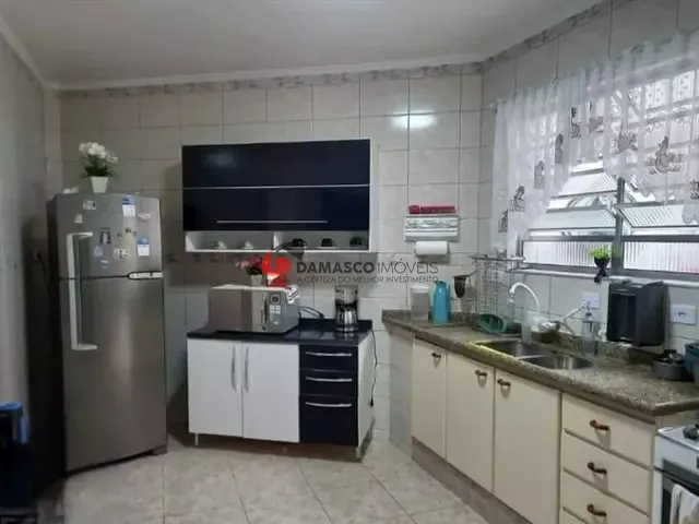 Sobrado 3 quartos e 2 banheiros, à venda, no bairro Santa Maria em São Caetano do Sul
