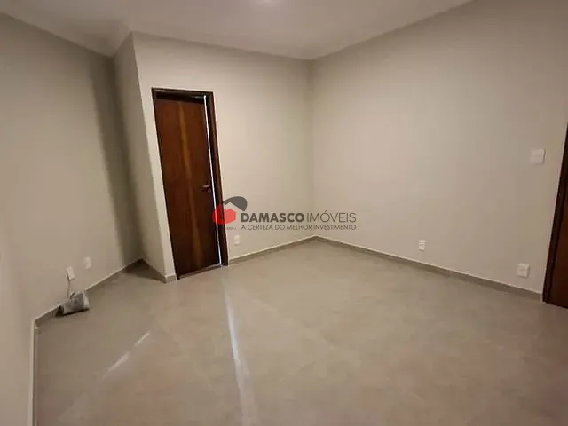 Sobrado 4 quartos e 4 banheiros, para alugar, no bairro Boa Vista em São Caetano do Sul