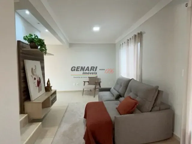 Sobrado com 140m² 3 quartos e 2 banheiros, à venda, no bairro Chácara Belvedere em Indaiatuba