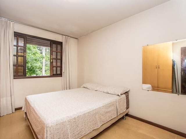 Sobrado com 109m² 4 quartos e 4 banheiros, à venda, no bairro Santo Inácio em Curitiba