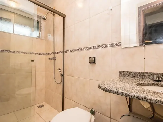 Casa com 109m² 4 quartos e 4 banheiros, à venda, no bairro Santo Inácio em Curitiba