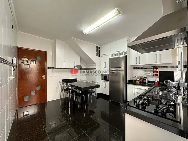 Sobrado com 100m² 3 quartos e 3 banheiros, à venda, no bairro Sítio da Figueira em São Paulo
