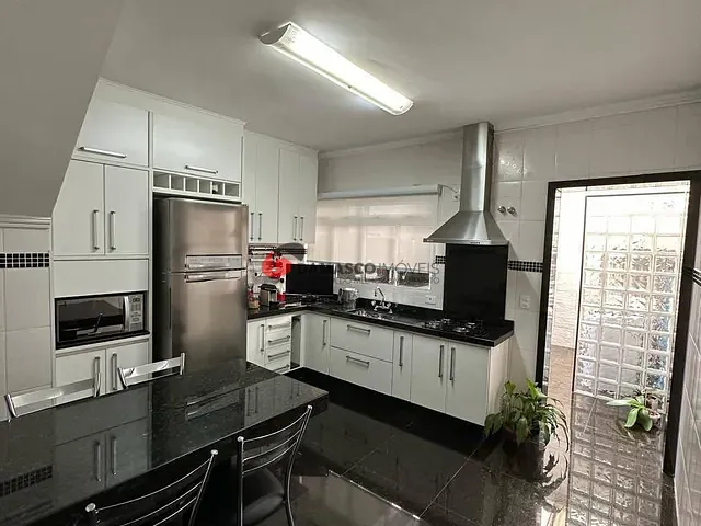 Sobrado com 100m² 3 quartos e 3 banheiros, à venda, no bairro Sítio da Figueira em São Paulo