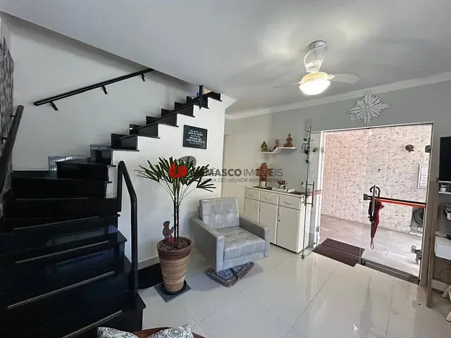 Sobrado 3 quartos e 2 banheiros, à venda, no bairro Olímpico em São Caetano do Sul