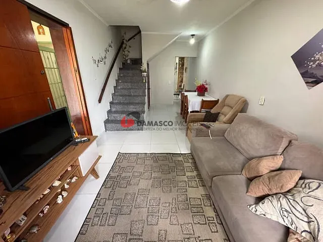 Sobrado 3 quartos e 3 banheiros, à venda, no bairro Nova Gerty em São Caetano do Sul