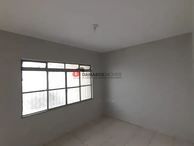 Sobrado 2 quartos e 2 banheiros, para alugar, no bairro Olímpico em São Caetano do Sul