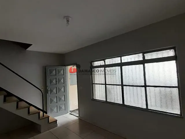 Sobrado 2 quartos e 2 banheiros, para alugar, no bairro Olímpico em São Caetano do Sul