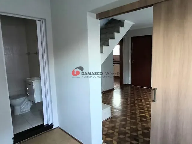 Sobrado com 93m² 2 quartos e 3 banheiros, à venda, no bairro Osvaldo Cruz em São Caetano do Sul