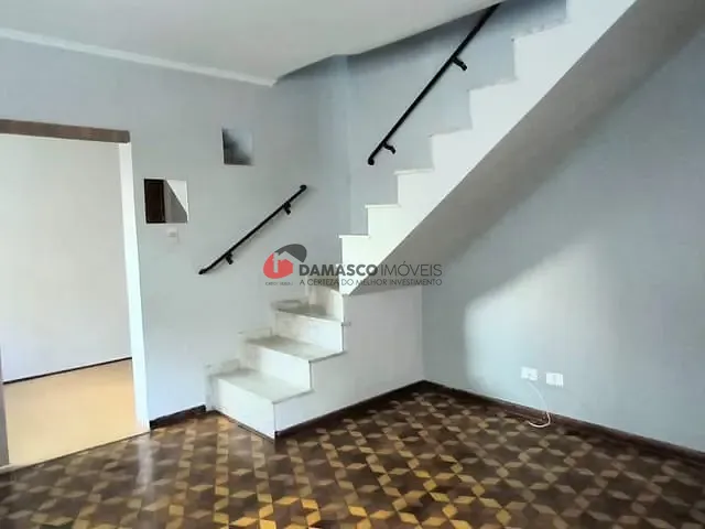 Sobrado com 93m² 2 quartos e 3 banheiros, à venda, no bairro Osvaldo Cruz em São Caetano do Sul