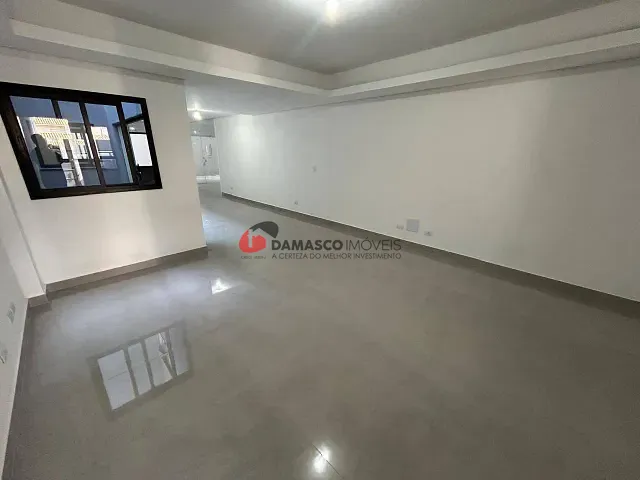 Sobrado 3 quartos e 4 banheiros, à venda, no bairro Olímpico em São Caetano do Sul