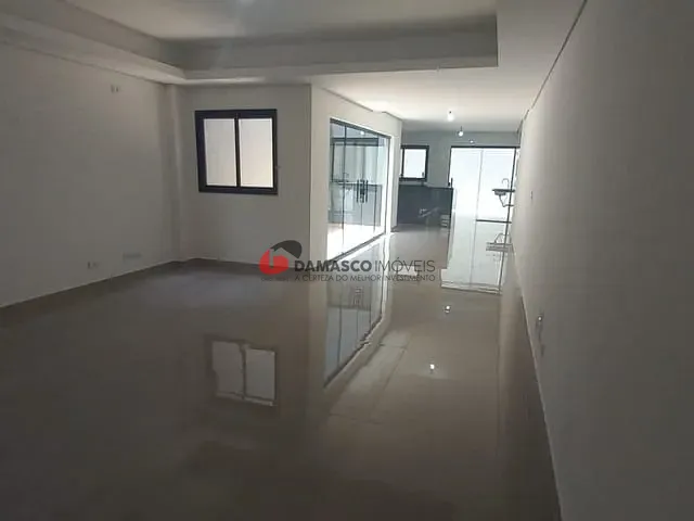 Sobrado 3 quartos e 4 banheiros, à venda, no bairro Olímpico em São Caetano do Sul